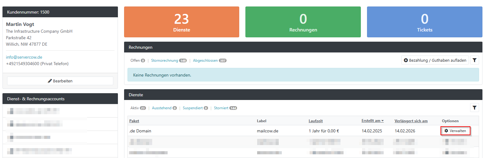 Verwaltungsansicht mit markierter Domain "mailcow.de"